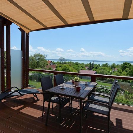 Aranymandula Apartmanok Balatonakali Exterior foto