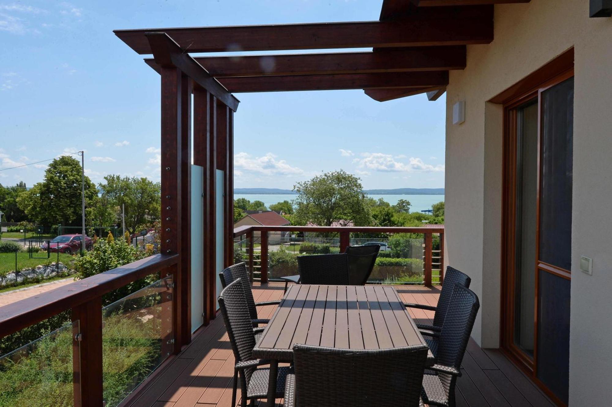 Aranymandula Apartmanok Balatonakali Exterior foto