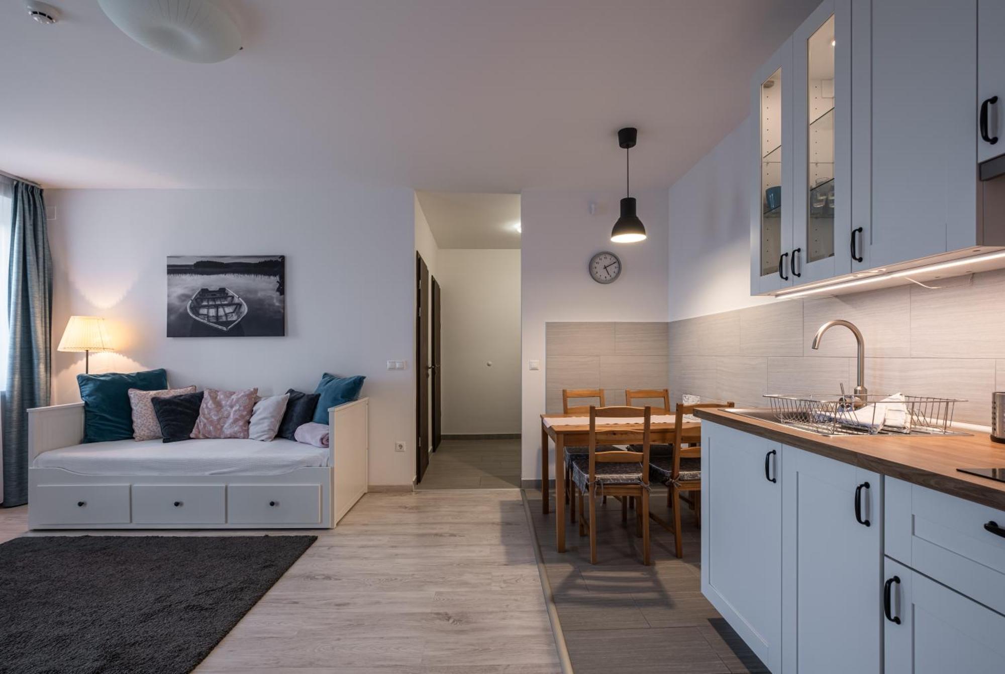 Aranymandula Apartmanok Balatonakali Exterior foto