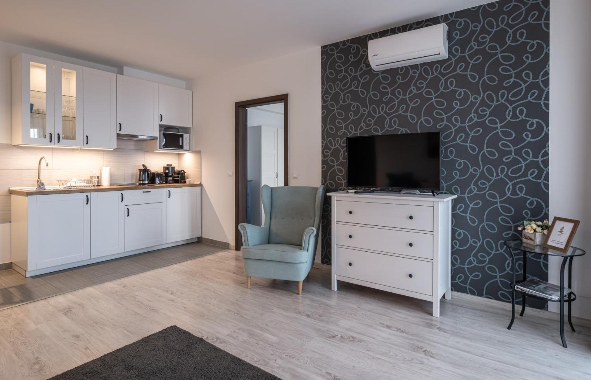 Aranymandula Apartmanok Balatonakali Exterior foto